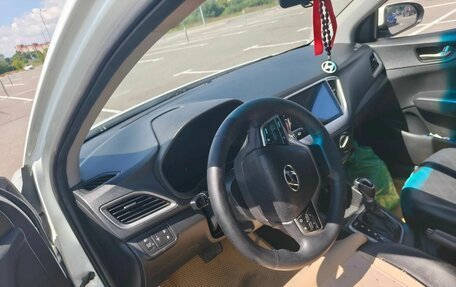 Hyundai Solaris II рестайлинг, 2018 год, 900 000 рублей, 8 фотография
