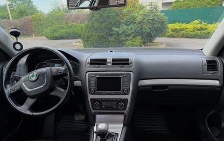 Skoda Octavia, 2011 год, 850 000 рублей, 17 фотография