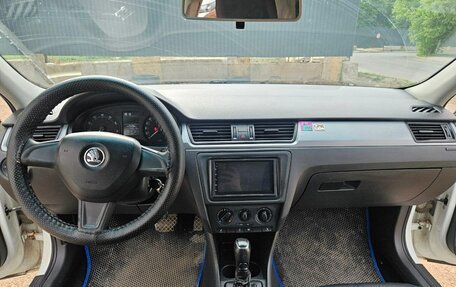 Skoda Rapid I, 2015 год, 490 000 рублей, 14 фотография