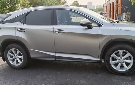 Lexus RX IV рестайлинг, 2017 год, 3 650 000 рублей, 6 фотография