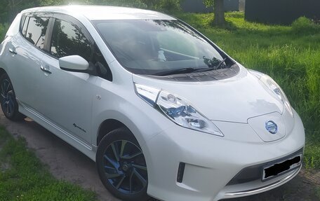 Nissan Leaf I, 2016 год, 974 000 рублей, 3 фотография