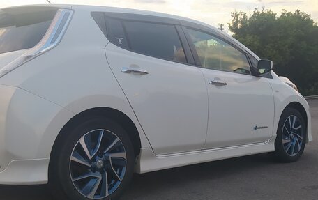 Nissan Leaf I, 2016 год, 974 000 рублей, 7 фотография