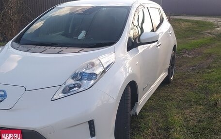 Nissan Leaf I, 2016 год, 974 000 рублей, 12 фотография