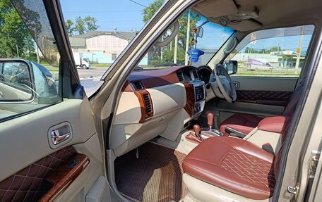 Nissan Safari IV, 2005 год, 3 820 000 рублей, 8 фотография