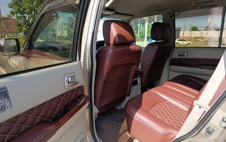 Nissan Safari IV, 2005 год, 3 820 000 рублей, 11 фотография