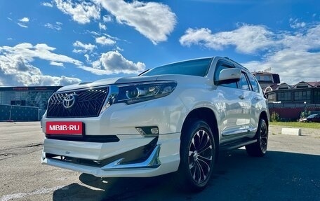 Toyota Land Cruiser Prado 150 рестайлинг 2, 2020 год, 4 850 000 рублей, 3 фотография