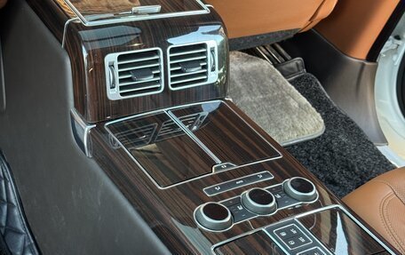 Land Rover Range Rover IV рестайлинг, 2017 год, 7 500 000 рублей, 6 фотография