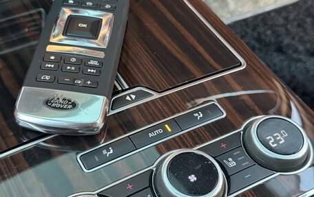 Land Rover Range Rover IV рестайлинг, 2017 год, 7 500 000 рублей, 27 фотография
