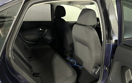 Volkswagen Polo VI (EU Market), 2012 год, 850 000 рублей, 16 фотография