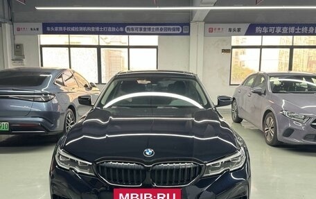 BMW 3 серия, 2022 год, 2 800 000 рублей, 2 фотография