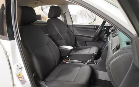 Skoda Rapid I, 2017 год, 999 000 рублей, 8 фотография