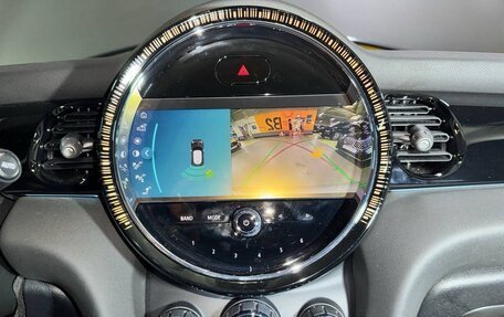 MINI Hatch, 2023 год, 1 890 000 рублей, 10 фотография