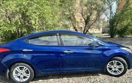 Hyundai Avante, 2012 год, 730 000 рублей, 3 фотография