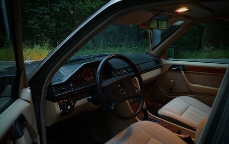 Mercedes-Benz W124, 1992 год, 370 000 рублей, 12 фотография