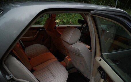 Mercedes-Benz W124, 1992 год, 370 000 рублей, 11 фотография