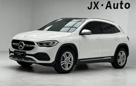 Mercedes-Benz GLA, 2020 год, 2 235 000 рублей, 14 фотография