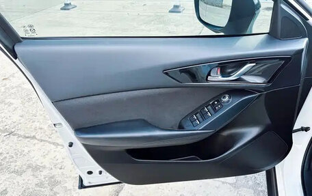 Mazda CX-4, 2021 год, 1 555 000 рублей, 3 фотография
