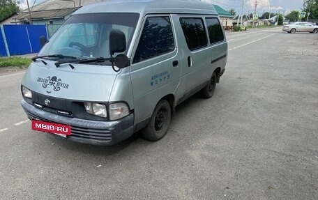 Toyota Town Ace III, 1996 год, 300 000 рублей, 2 фотография