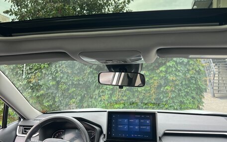 Toyota RAV4, 2022 год, 3 900 000 рублей, 5 фотография