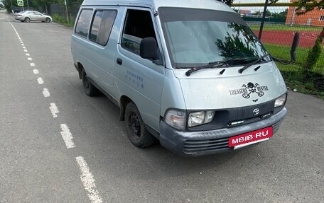 Toyota Town Ace III, 1996 год, 300 000 рублей, 3 фотография