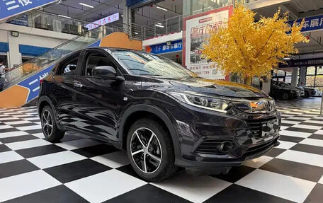 Honda Vezel, 2020 год, 1 305 000 рублей, 14 фотография