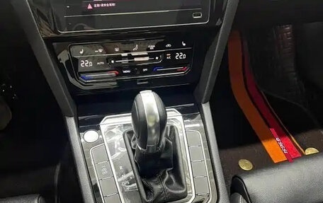 Volkswagen Passat B8 рестайлинг, 2020 год, 1 555 000 рублей, 14 фотография