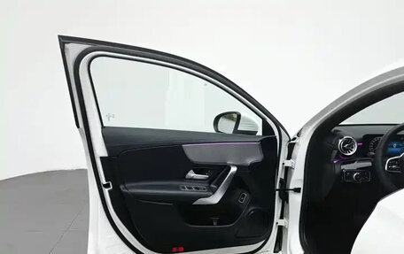 Mercedes-Benz A-Класс, 2021 год, 1 395 000 рублей, 12 фотография