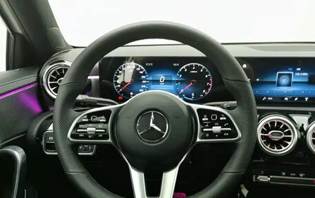 Mercedes-Benz A-Класс, 2021 год, 1 395 000 рублей, 5 фотография