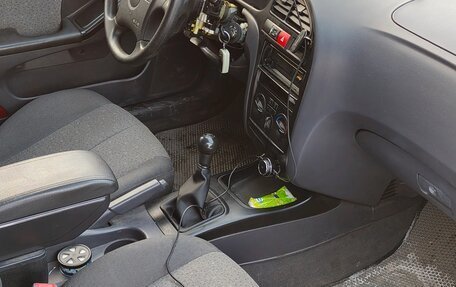 Hyundai Elantra III, 2001 год, 50 000 рублей, 19 фотография