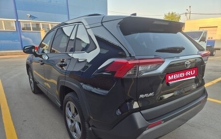 Toyota RAV4, 2022 год, 3 415 000 рублей, 13 фотография