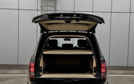 Land Rover Range Rover IV рестайлинг, 2015 год, 3 680 000 рублей, 8 фотография