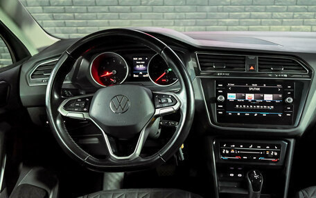Volkswagen Tiguan II, 2021 год, 2 840 000 рублей, 15 фотография
