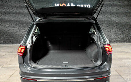 Volkswagen Tiguan II, 2021 год, 2 840 000 рублей, 6 фотография