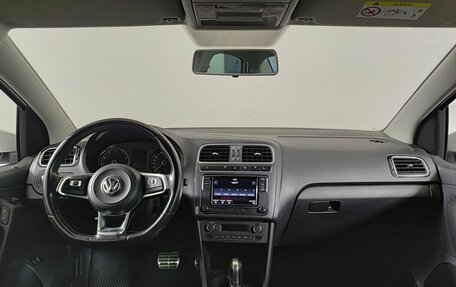 Volkswagen Polo VI (EU Market), 2018 год, 1 230 000 рублей, 17 фотография