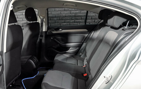 Volkswagen Passat B8 рестайлинг, 2017 год, 1 795 000 рублей, 17 фотография