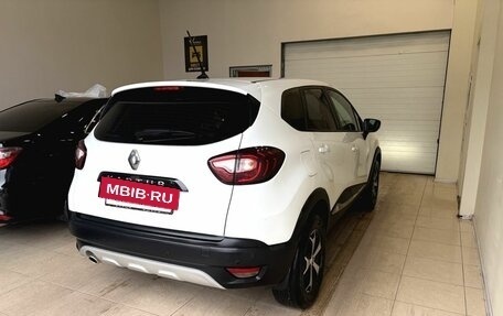 Renault Kaptur I рестайлинг, 2021 год, 1 600 000 рублей, 6 фотография