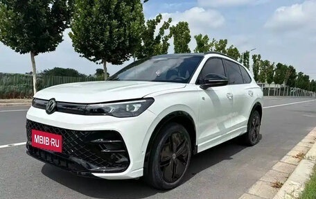 Volkswagen Tiguan, 2025 год, 3 812 444 рублей, 3 фотография