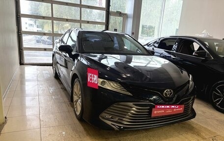 Toyota Camry, 2018 год, 2 250 000 рублей, 3 фотография