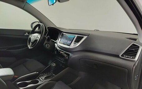 Hyundai Tucson III, 2018 год, 2 200 000 рублей, 13 фотография