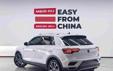 Volkswagen T-Roc I, 2023 год, 1 480 000 рублей, 6 фотография