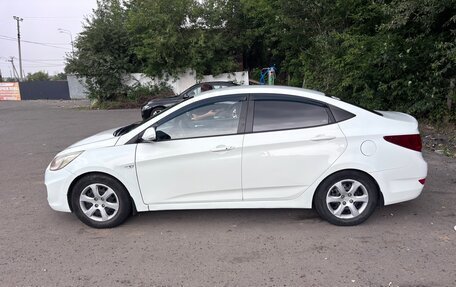 Hyundai Solaris II рестайлинг, 2013 год, 635 000 рублей, 11 фотография