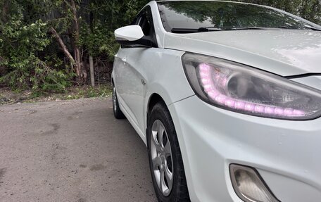 Hyundai Solaris II рестайлинг, 2013 год, 635 000 рублей, 13 фотография