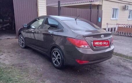 Hyundai Solaris II рестайлинг, 2016 год, 1 350 000 рублей, 2 фотография