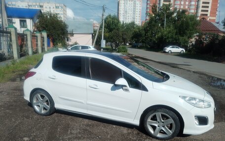 Peugeot 308 II, 2011 год, 410 000 рублей, 2 фотография