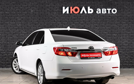Toyota Camry, 2014 год, 1 650 000 рублей, 6 фотография