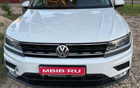 Volkswagen Tiguan II, 2017 год, 1 950 000 рублей, 1 фотография