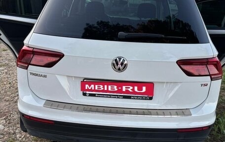 Volkswagen Tiguan II, 2017 год, 1 950 000 рублей, 12 фотография