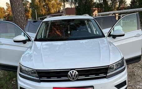 Volkswagen Tiguan II, 2017 год, 1 950 000 рублей, 10 фотография