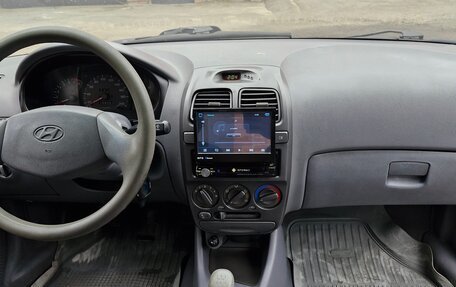 Hyundai Accent II, 2004 год, 425 000 рублей, 11 фотография