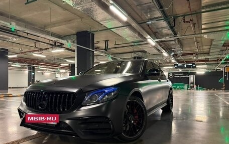 Mercedes-Benz E-Класс AMG, 2017 год, 2 800 000 рублей, 13 фотография